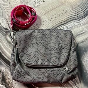 Lululemon Party Om Bag Dottie Dash Slate Black